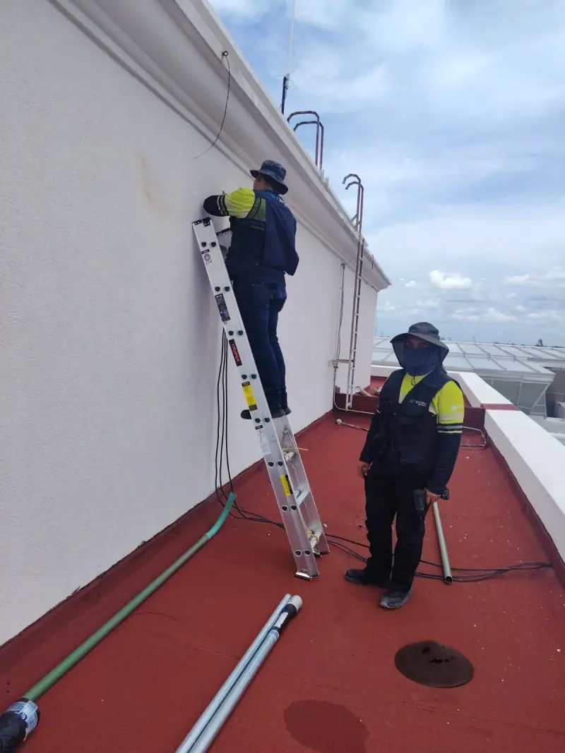 Canalización y cableado en azotea